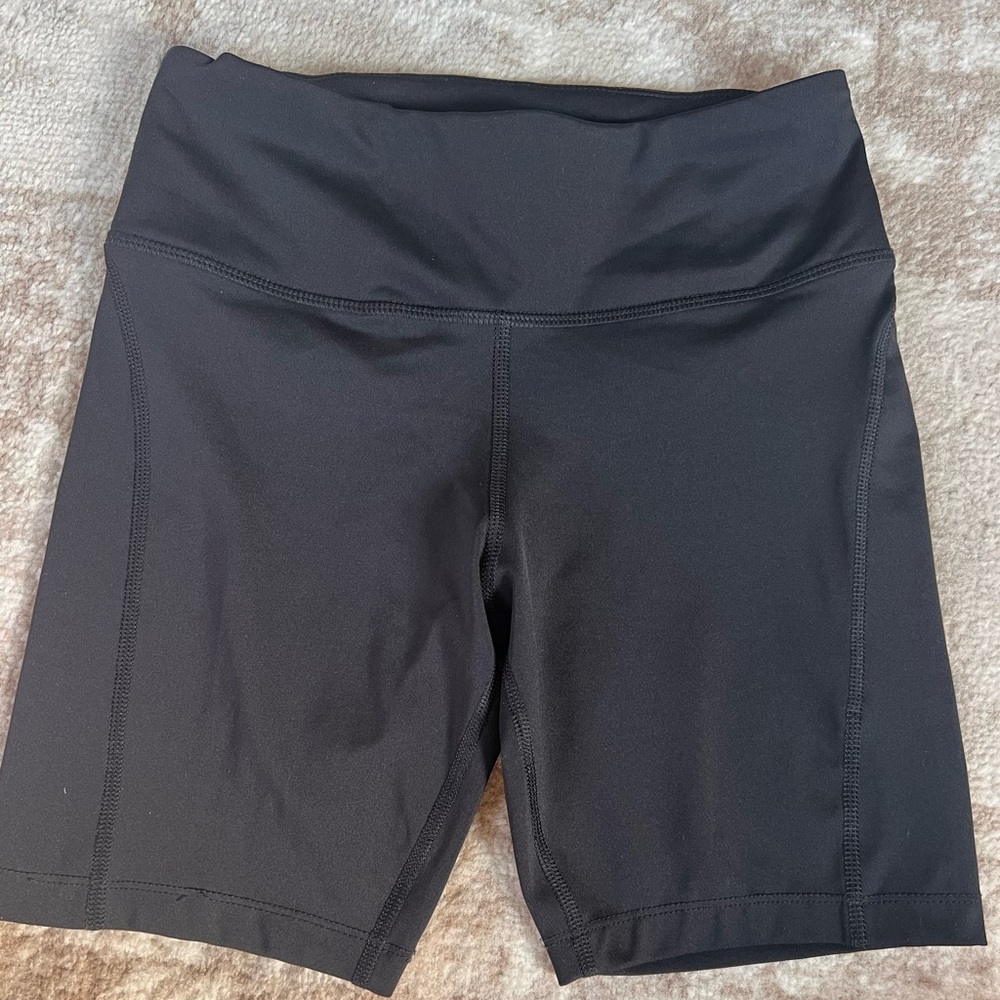 Women’s Nike biker shorts